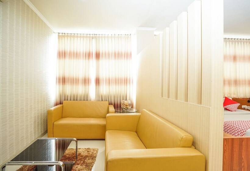 Suite Deluxe, Maumu  & Lounge