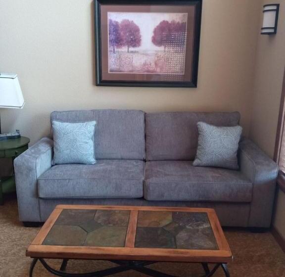 キングサイズベッドのデラックススイート, Morning Star Lodge Hosted By Linda