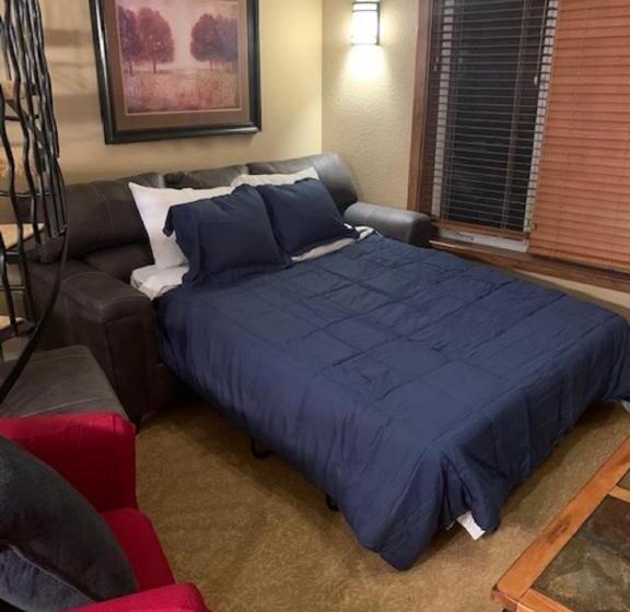 キングサイズベッドのデラックススイート, Morning Star Lodge Hosted By Linda