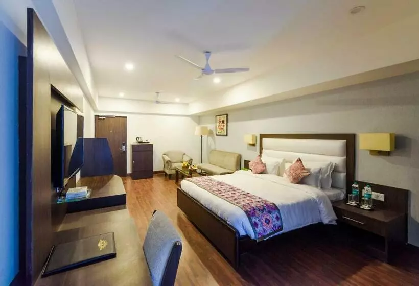 Clubrum, Natraj Rishikesh