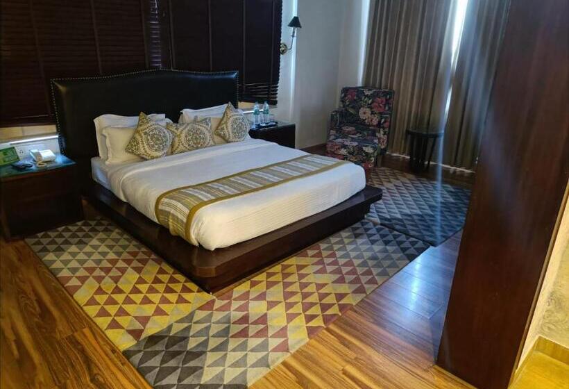 Suite, Natraj  Rishikesh