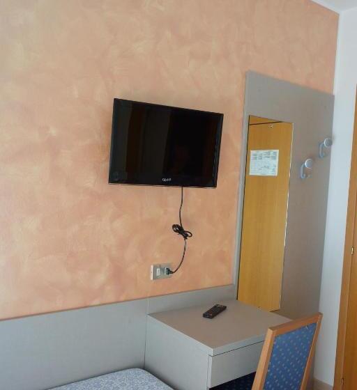 バルコニー付きスタンダードルーム, Paris