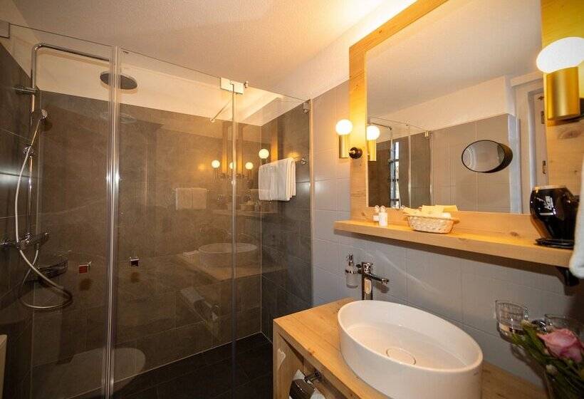 스탠다드 룸, Parsenn