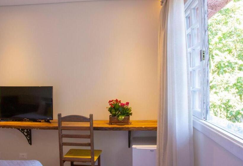 4인용 스탠다드 룸, Pousada Camburi