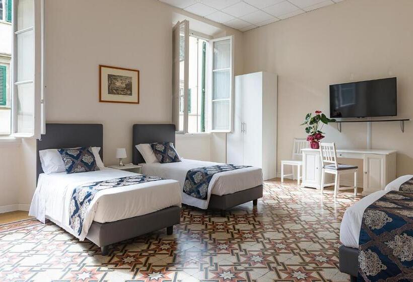 اتاق سوپریور چهار تخته, St. James