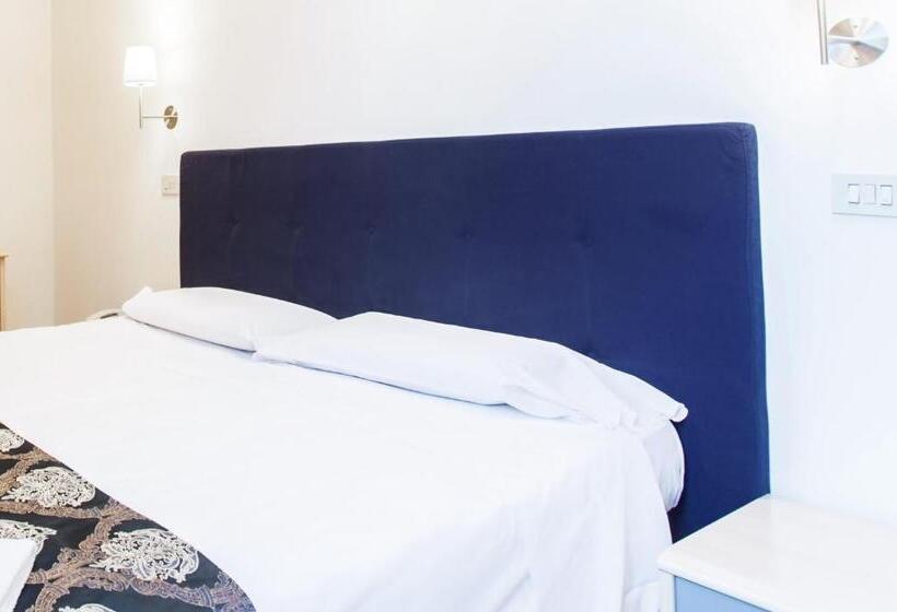 اتاق استاندارد یک نفره, St. James