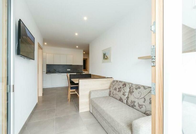 شقة بغرفة نوم واحدة, Appartement Florian