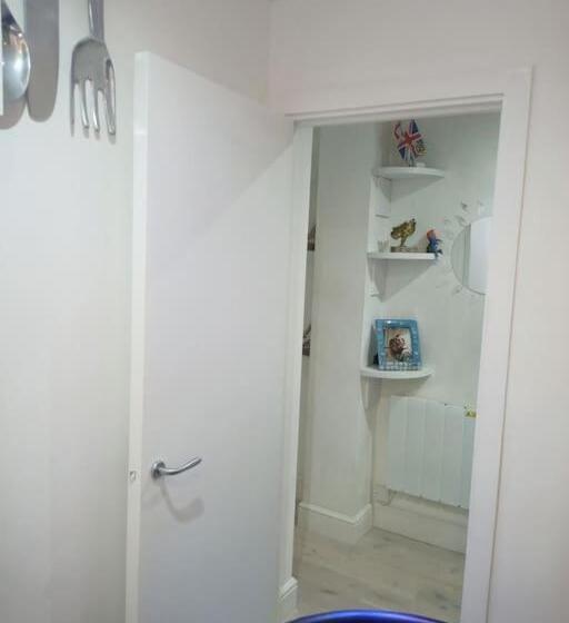 غرفة ديلوكس سرير كينج, Gorgeous Flatb Central London Liverpool St Station