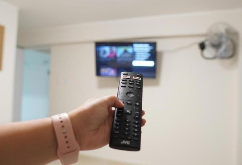 اتاق راحتی سه تخته, Luxotel Chincha