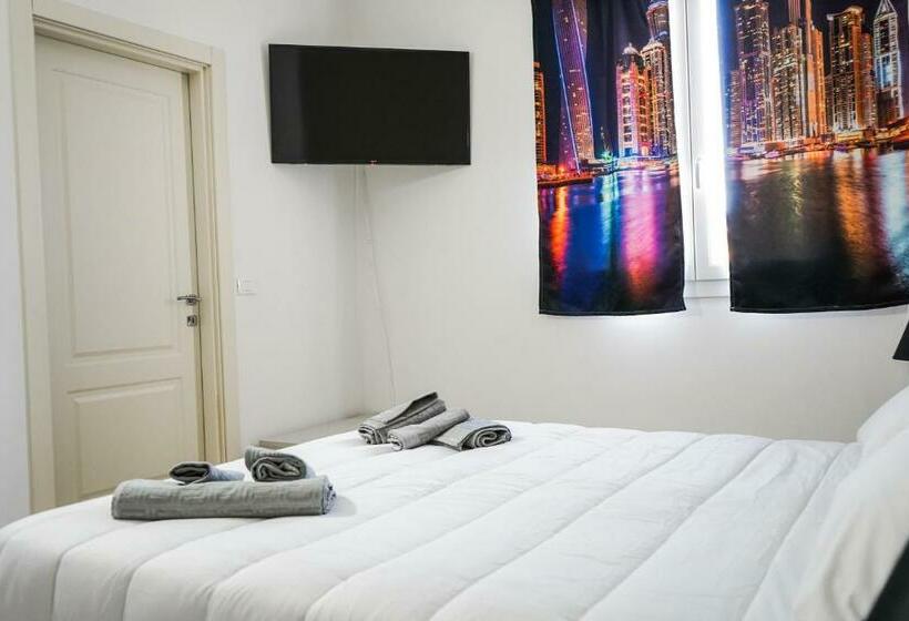 غرفة قياسية فردية, Dubaibeac