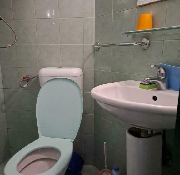 غرفة قياسية مزوَّدة بشُرفة, двойна стая вила фани