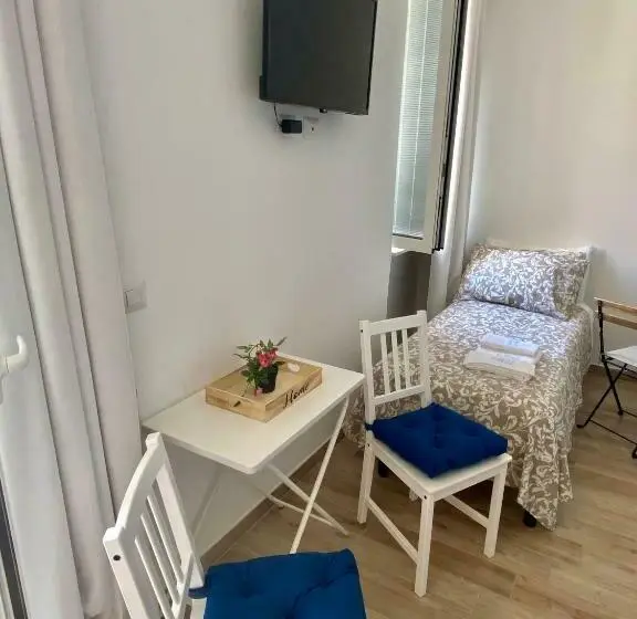 スタンダードトリプルルーム, Giglio Di Mare Rooms
