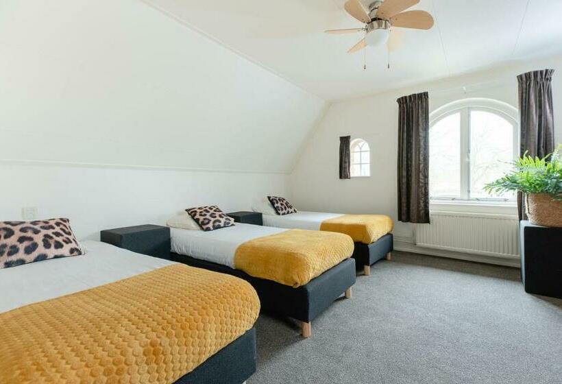 Апартаменты 4 Спальни, Luxurious Holiday Farm 8 People