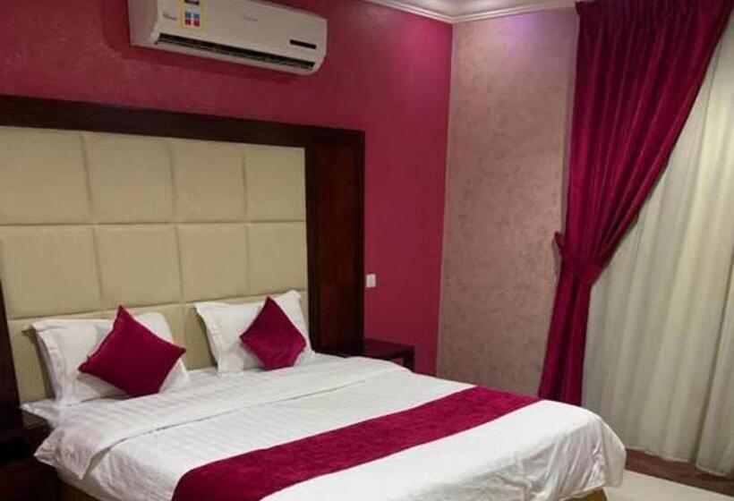 ３ベッドルームアパートメント, فندق لمسات نجران