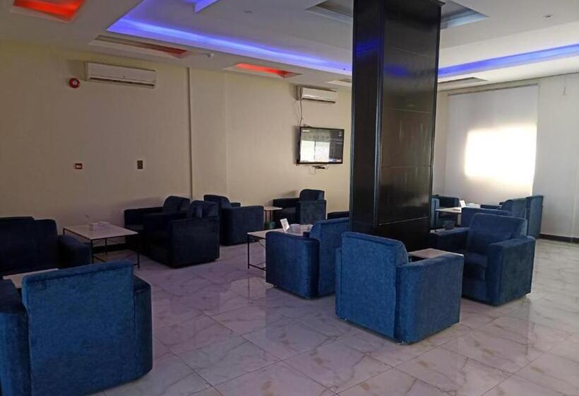 ３ベッドルームアパートメント, فندق لمسات نجران