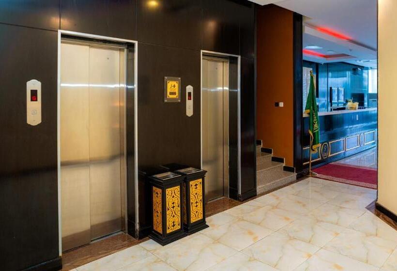 ３ベッドルームアパートメント, فندق لمسات نجران