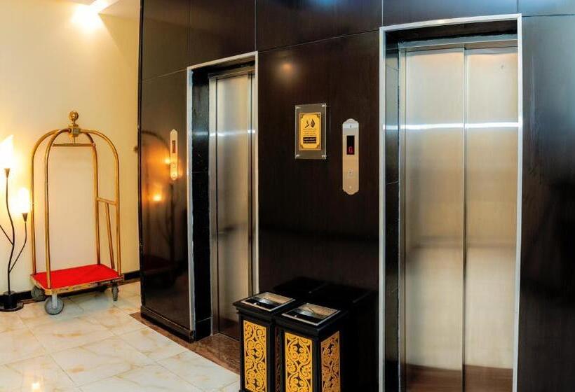 ３ベッドルームアパートメント, فندق لمسات نجران