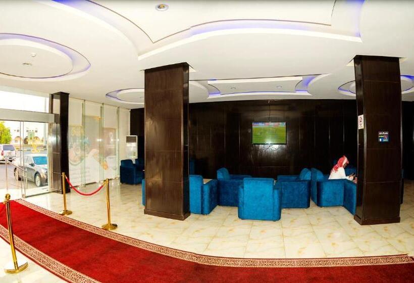 Апартаменты 3 Спальни, فندق لمسات نجران