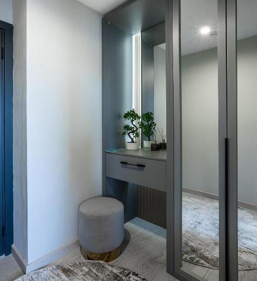 آپارتمان لوکس 1 خوابه, Irtysh