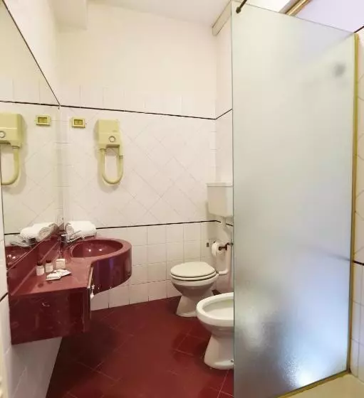Standard-huone Parveke, Ambra Hotel The Only Central Lakeside Hotel In Iseo