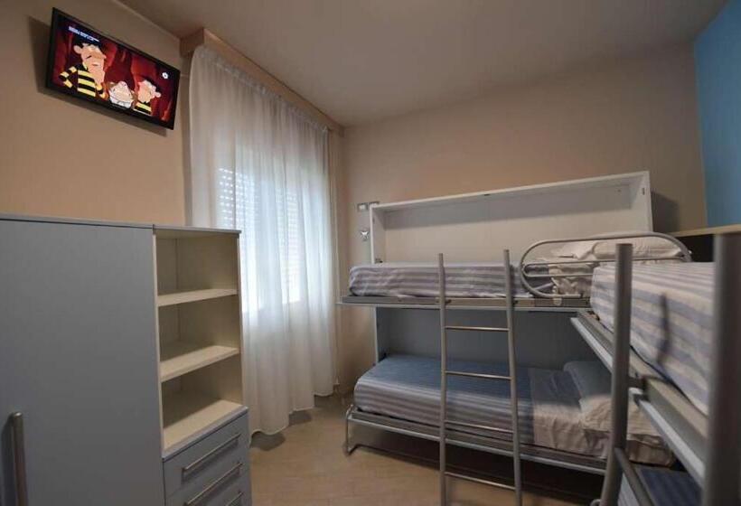 Family Suite, Ambra Hotel   The Only Central Lakeside Hotel In Iseo