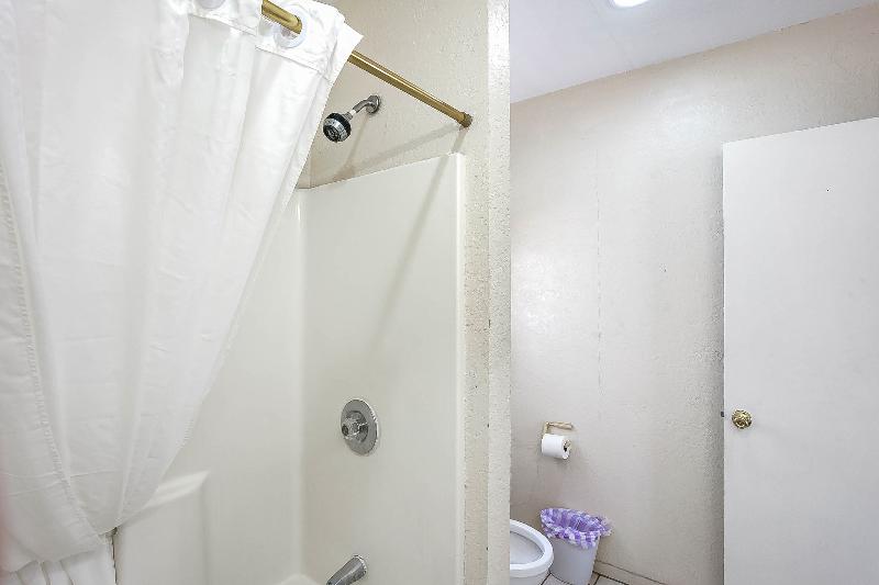 חדר סטנדרט עם מיטת קווין, OYO Hotel Yuma AZ - I-8 US-95