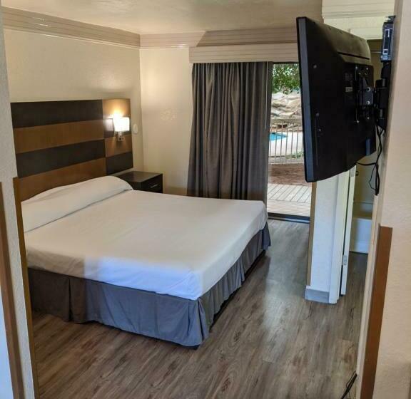 غرفة ديلوكس سرير كينج, Atrium Inn