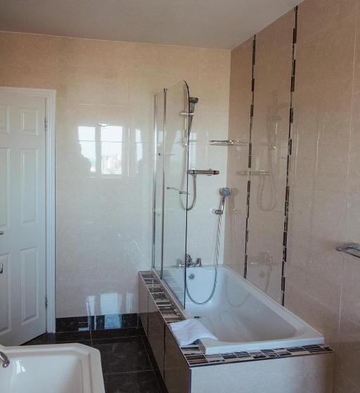 침실 2개 아파트, Lehinch Lodge