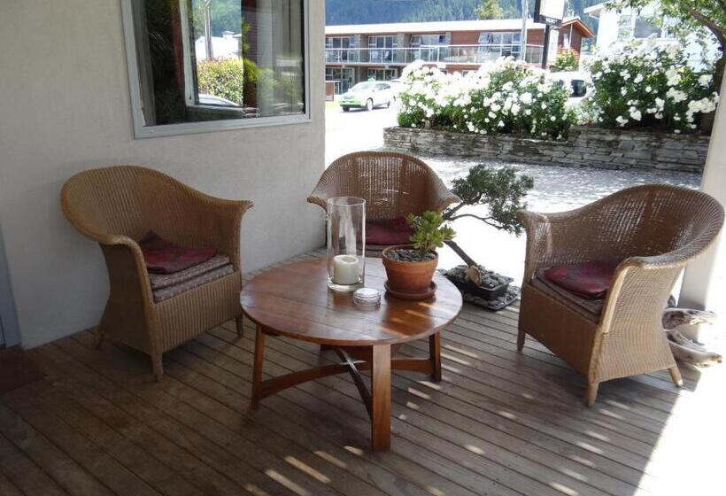 Семейный Номер, Chalet Queenstown