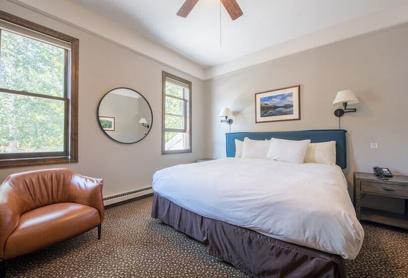 Номер Стандарт Двуспальная Кровать, Elk Mountain Lodge