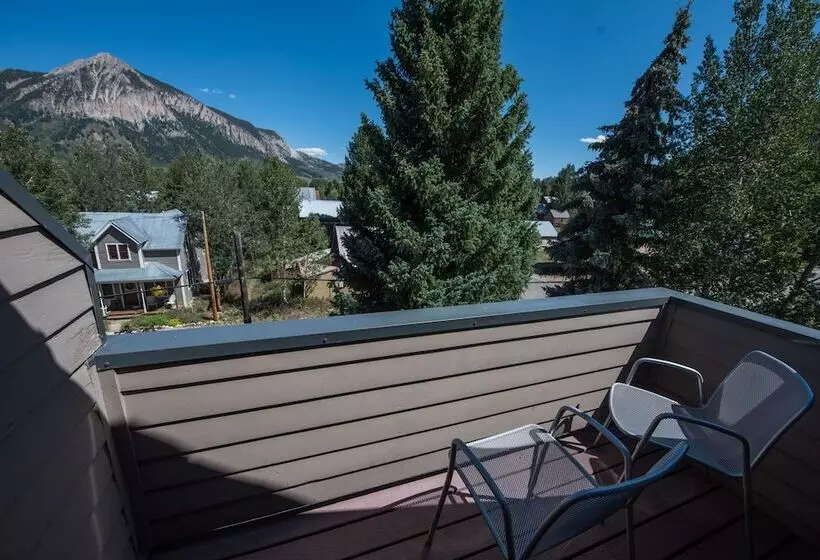 ダブルベッドのスタンダードシングルルーム, Elk Mountain Lodge