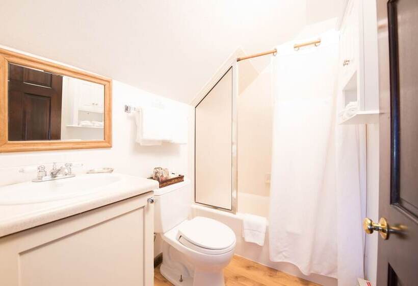 غرفة قياسية فردية سرير مزدوج, Elk Mountain Lodge