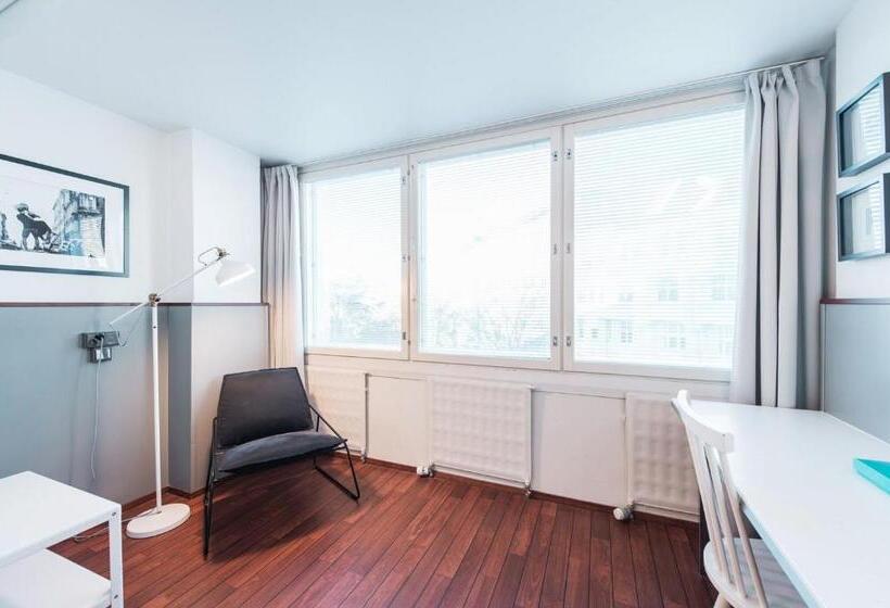스탠다드 트리플 룸, Forenom Aparthotel Helsinki Kamppi   Contactless Check In