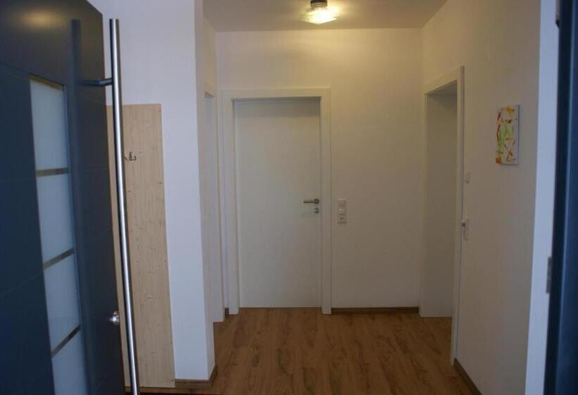 Апартаменты 1 Спальня Нижний Этаж, Apartment Das Au  Gut