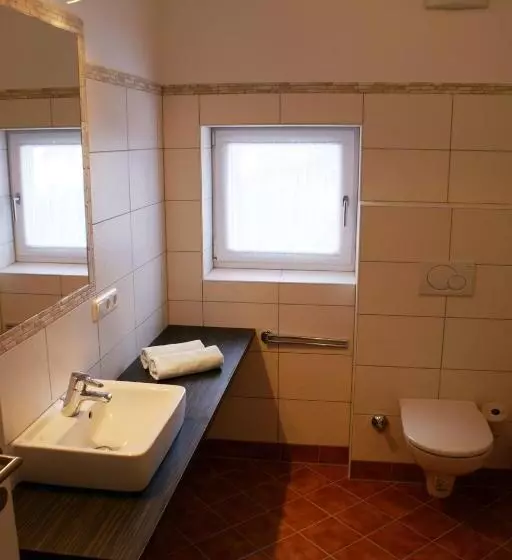 １階の１ベッドルームアパートメント, Apartment Das Au  Gut