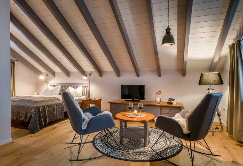 Quarto standard, Mana Lisa Boutique