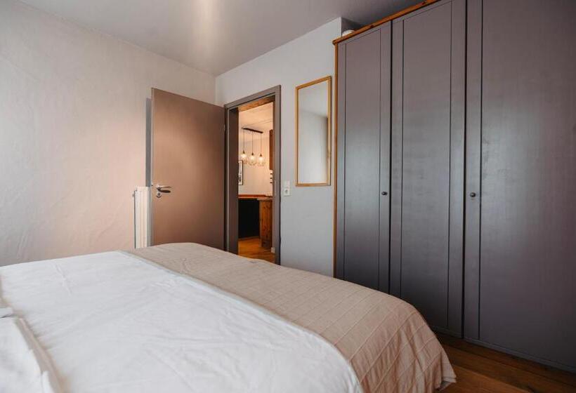 Suite Junior, Mana Lisa Boutique