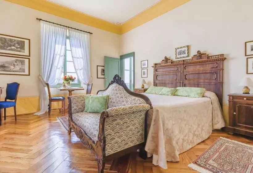 سوییت جونیور با چشمانداز دریاچه, Boutique Hotel Villa Sostaga