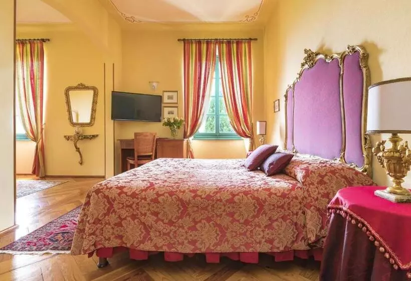 سوئیت جونیور با چشمانداز, Boutique Hotel Villa Sostaga