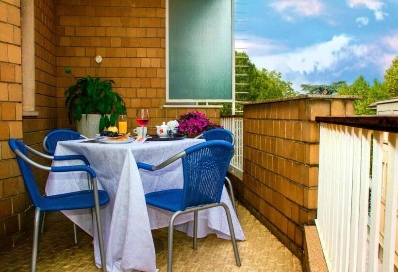 Chambre Standard avec Balcon, Domus