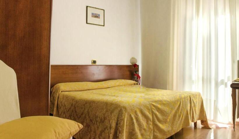 Chambre Standard avec Balcon, Domus