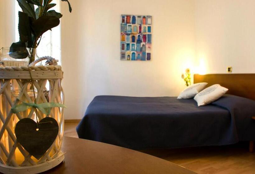 Chambre Standard avec Balcon, Domus