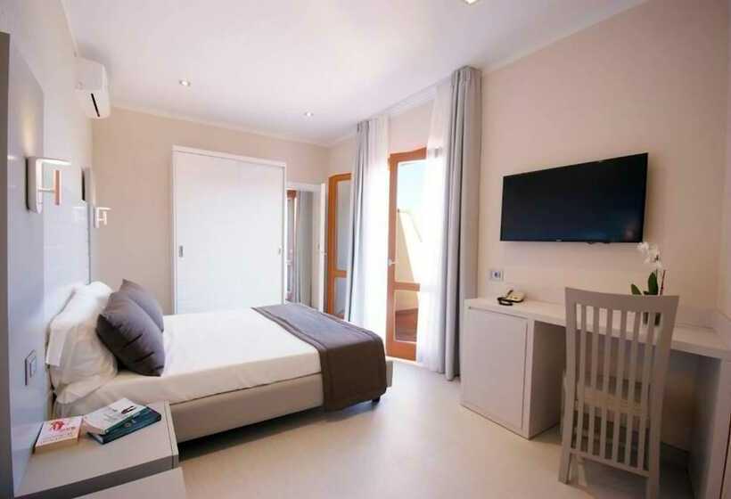 Номер Стандарт Вид на Море, La Perla Del Golfo