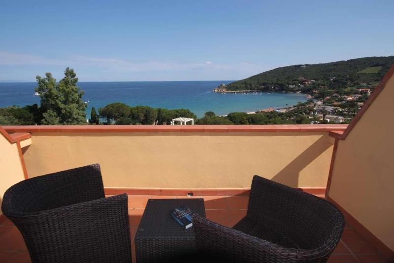 Triple Room Sea View, La Perla Del Golfo