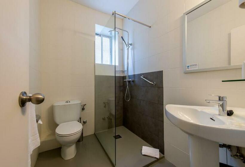 اتاق سوپریور یک تخته, Neomagna Madrid