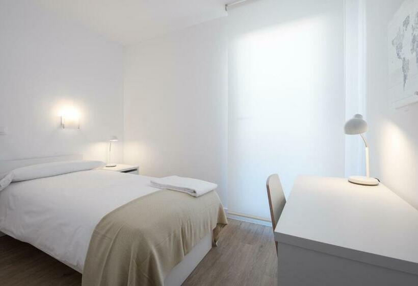 اتاق سوپریور یک تخته, Neomagna Madrid