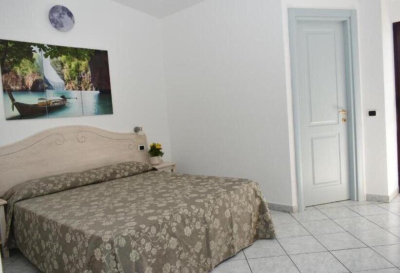 스탠다드 발코니 룸, Quasar