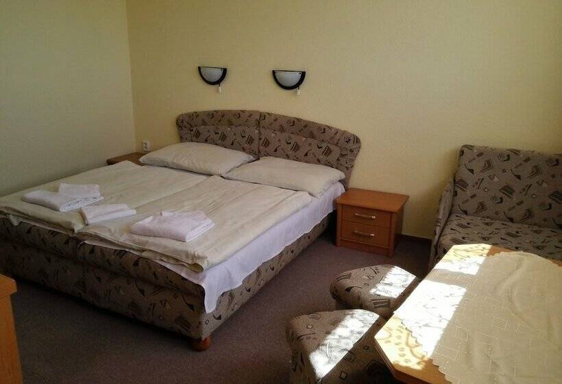 Quarto Estandar, Toliar
