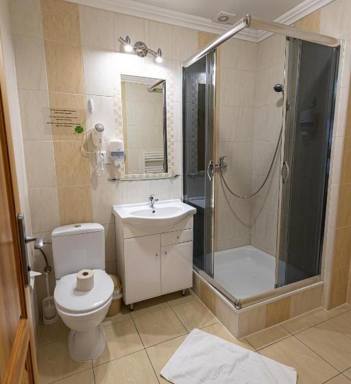 חדר סטודיו סטנדרד, Toliar