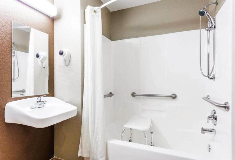 Номер Deluxe Адаптированный для Инвалидов, Microtel Inn & Suites By Wyndham Macon